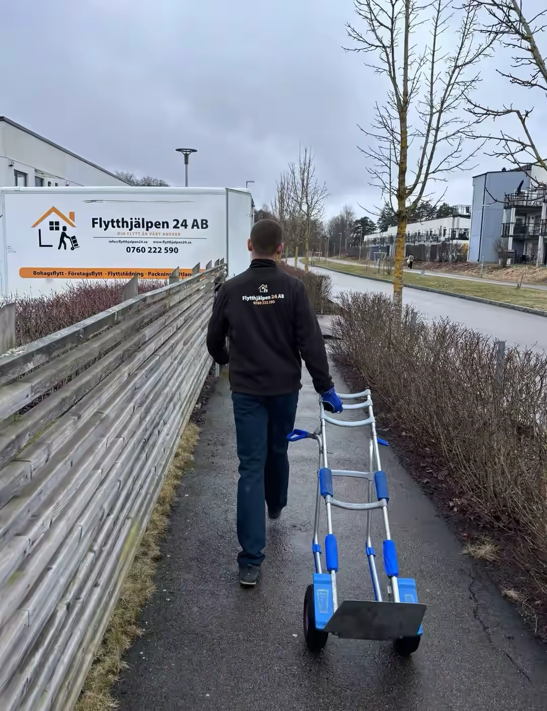 Etablerad flyttfirma med erfarenhet och full försäkring